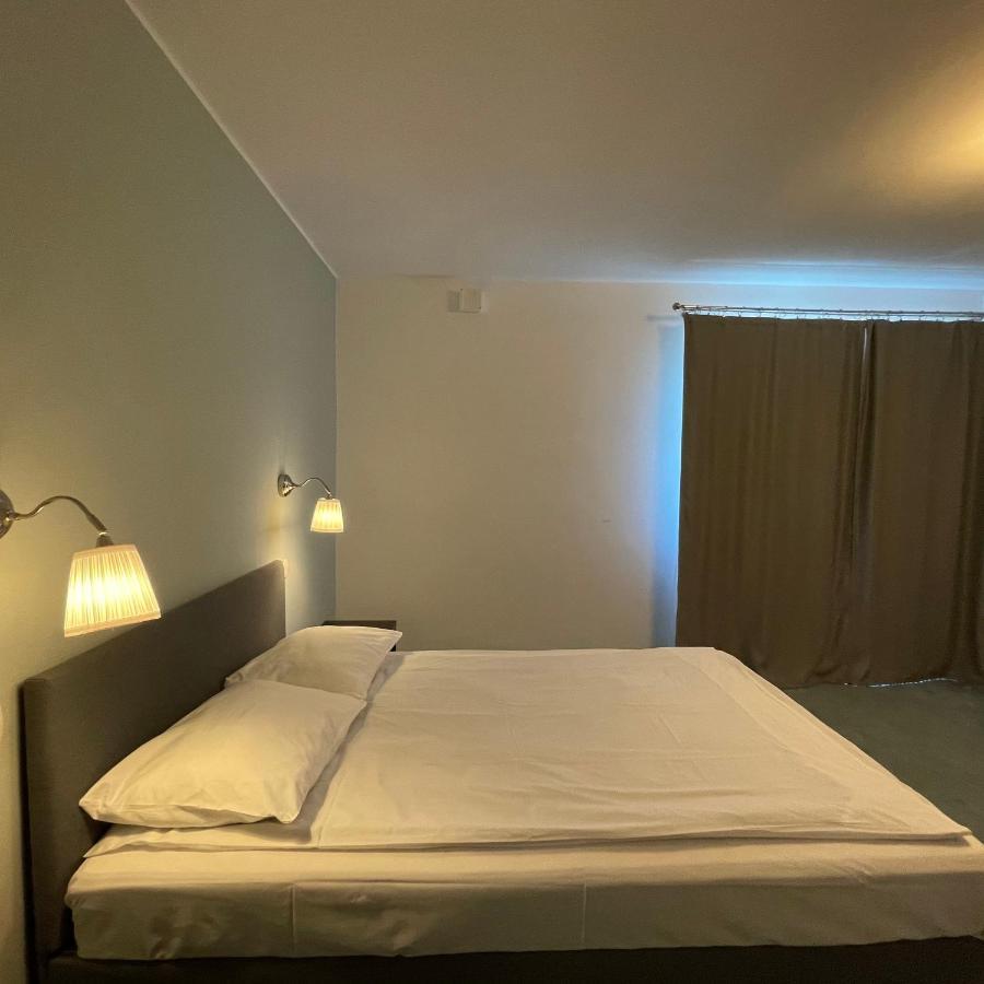 Casa Nube Hotel Orşova Eksteriør billede