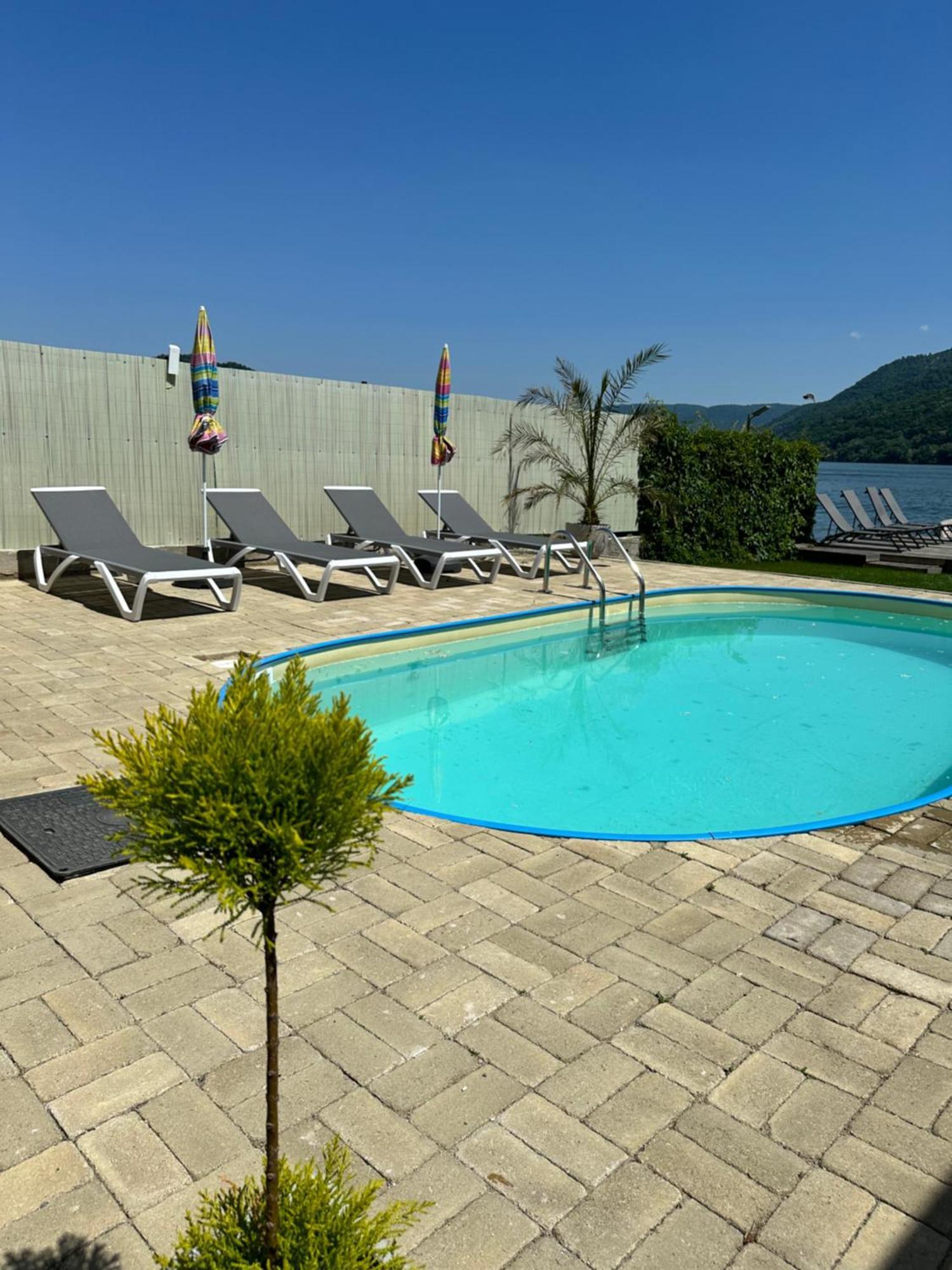 Casa Nube Hotel Orşova Eksteriør billede